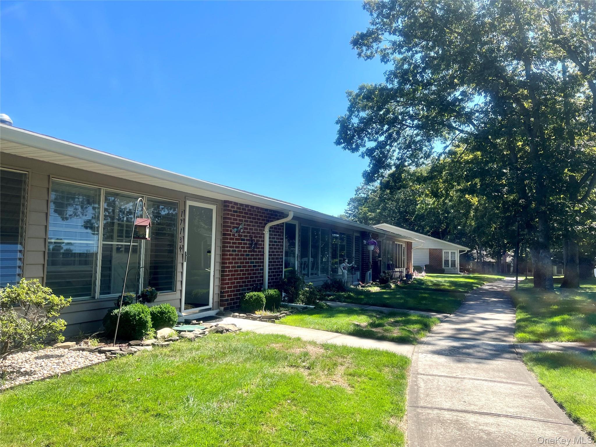 #1 photo, 171B Ventry Court, サフォーク郡 Ridge , NY 11961