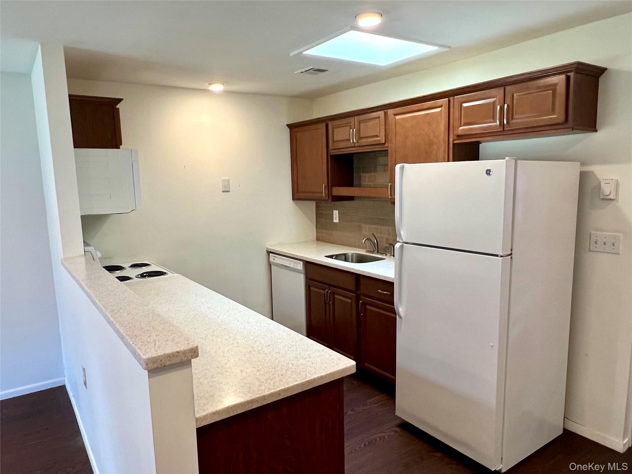 #6 photo, 171B Ventry Court, サフォーク郡 Ridge , NY 11961