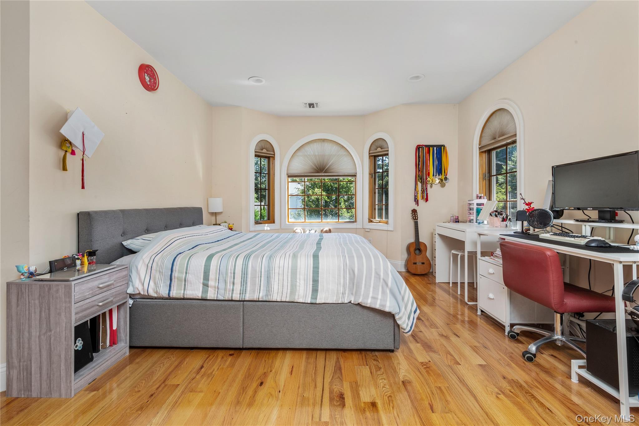 #20 photo, 11 Manor Avenue, ナッソー郡 Roslyn Heights , NY 11577