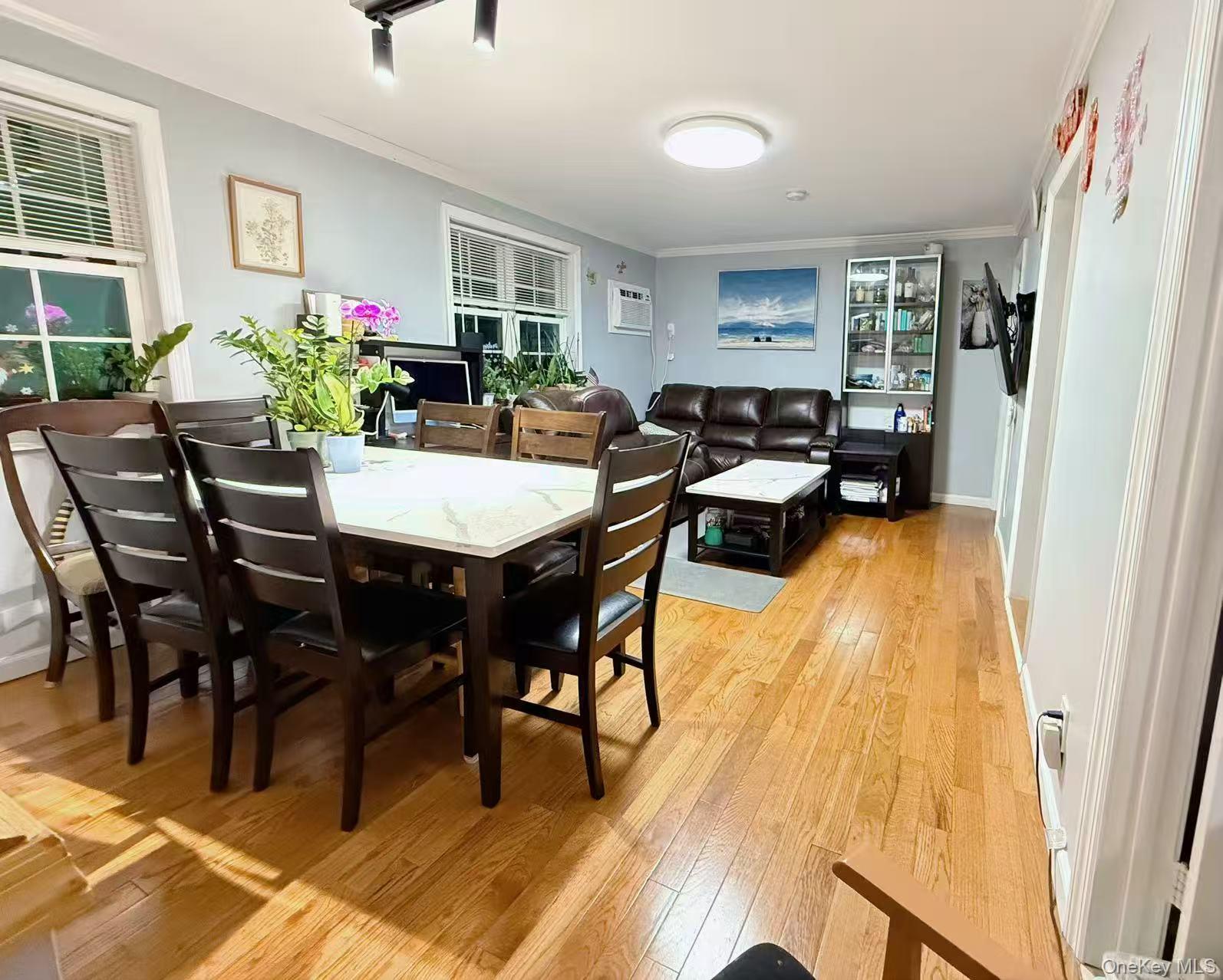 #1 photo, 6812B 224th Street, كوينز Oakland Gardens , NY 11364