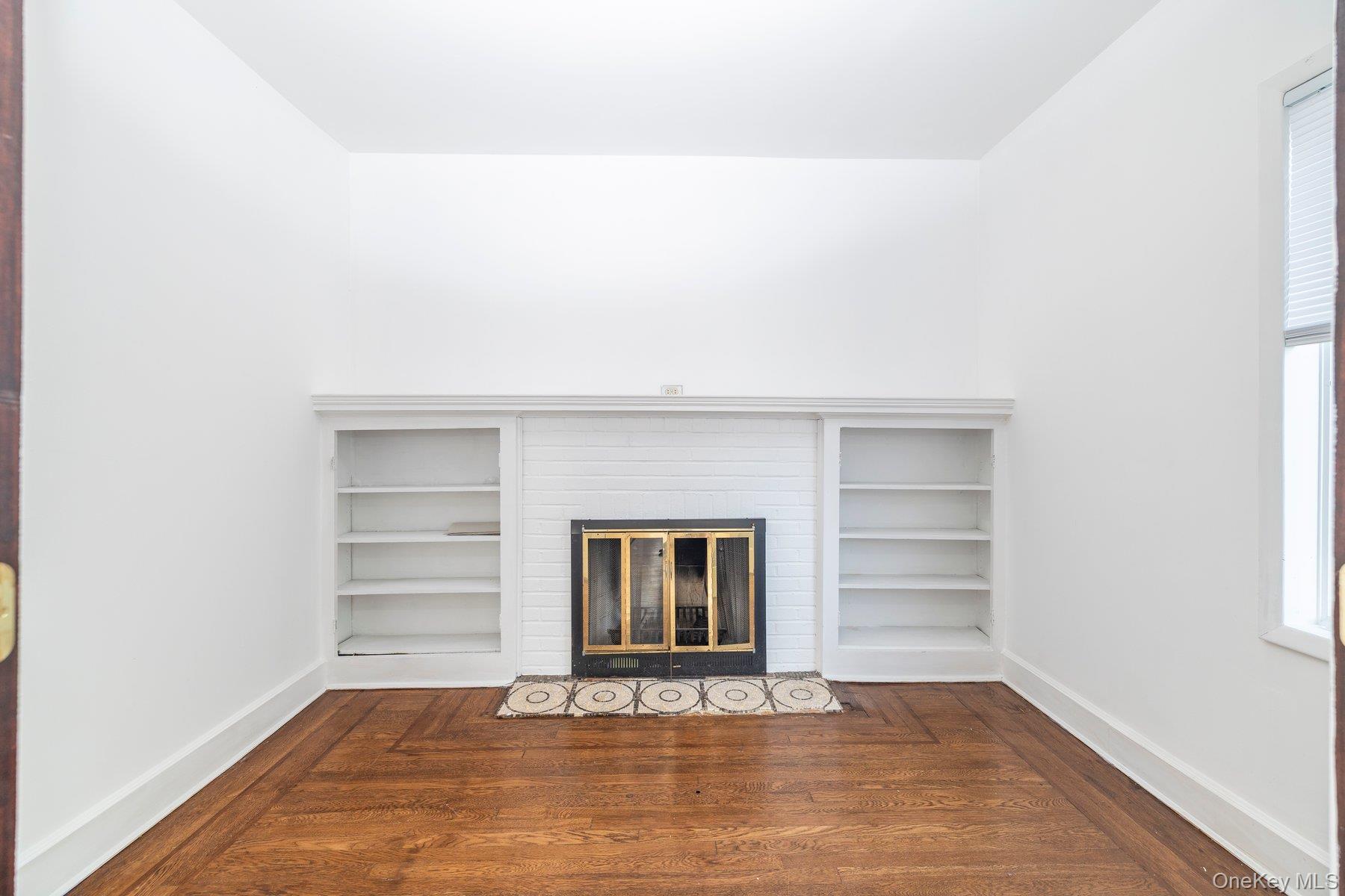 #3 photo, 888 Cambridge Road, ナッソー郡 Woodmere , NY 11598