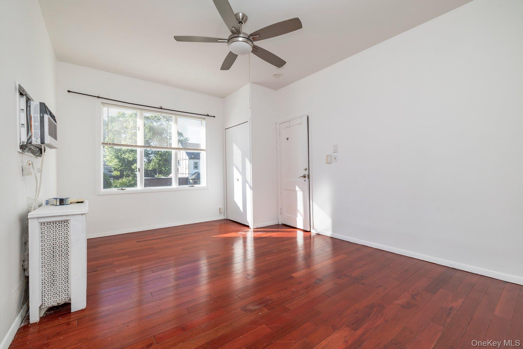 #6 photo, 888 Cambridge Road, ナッソー郡 Woodmere , NY 11598