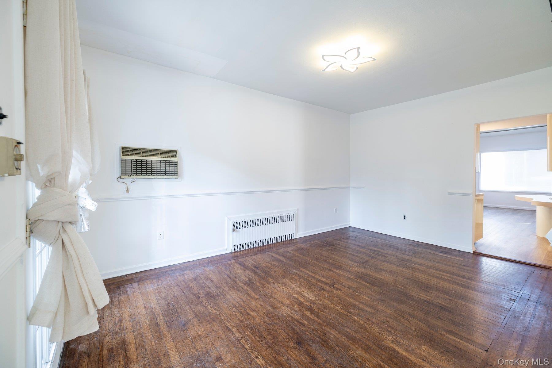 #8 photo, 888 Cambridge Road, ナッソー郡 Woodmere , NY 11598