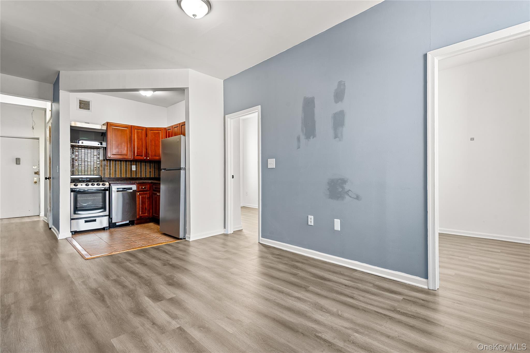 #4 photo, 108 Siegal Street, ブルックリン区 Brooklyn , NY 11206