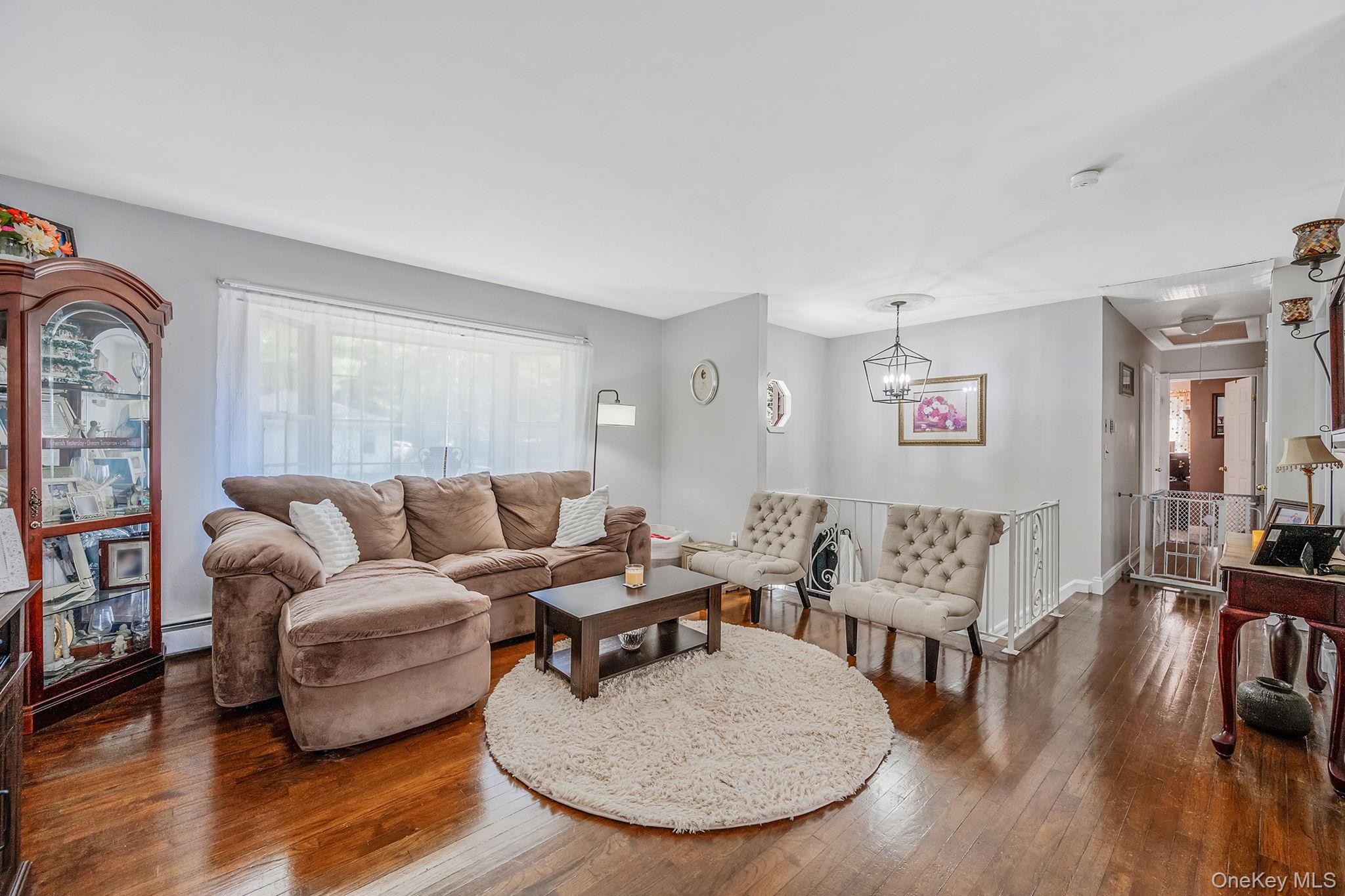 #14 photo, 3 Wainscott Drive, サフォーク郡 Sound Beach , NY 11789