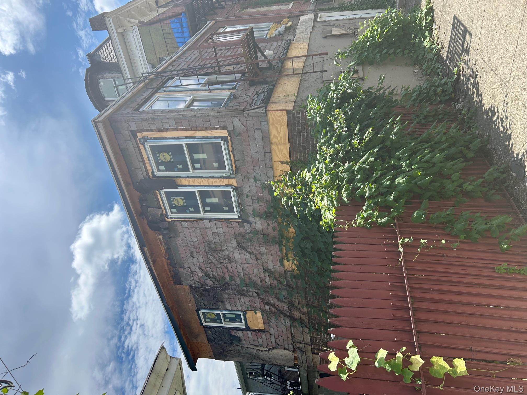 #4 photo, 48 Farrington Street, Newburgh , NY 12550