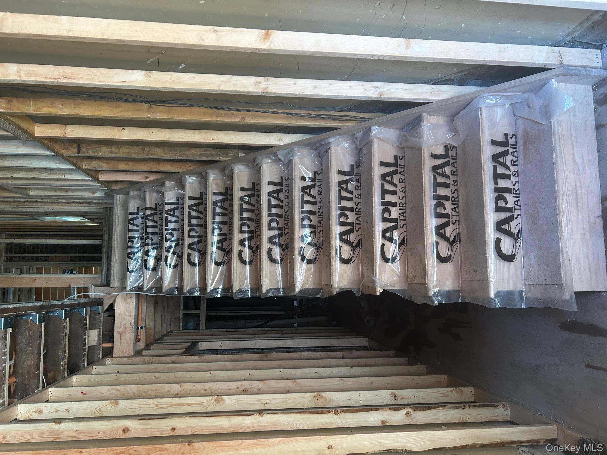 #5 photo, 48 Farrington Street, Newburgh , NY 12550