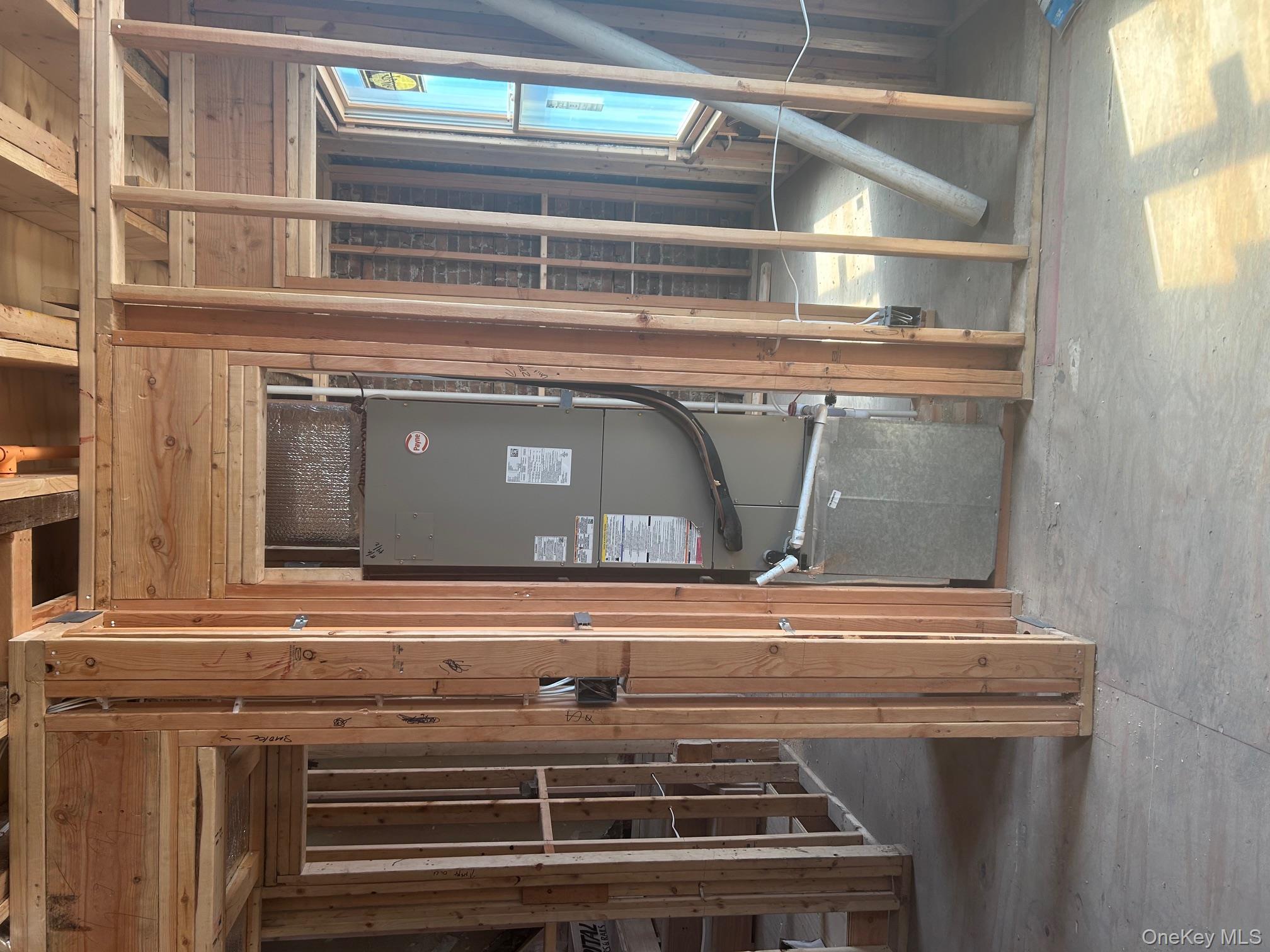 #8 photo, 48 Farrington Street, Newburgh , NY 12550