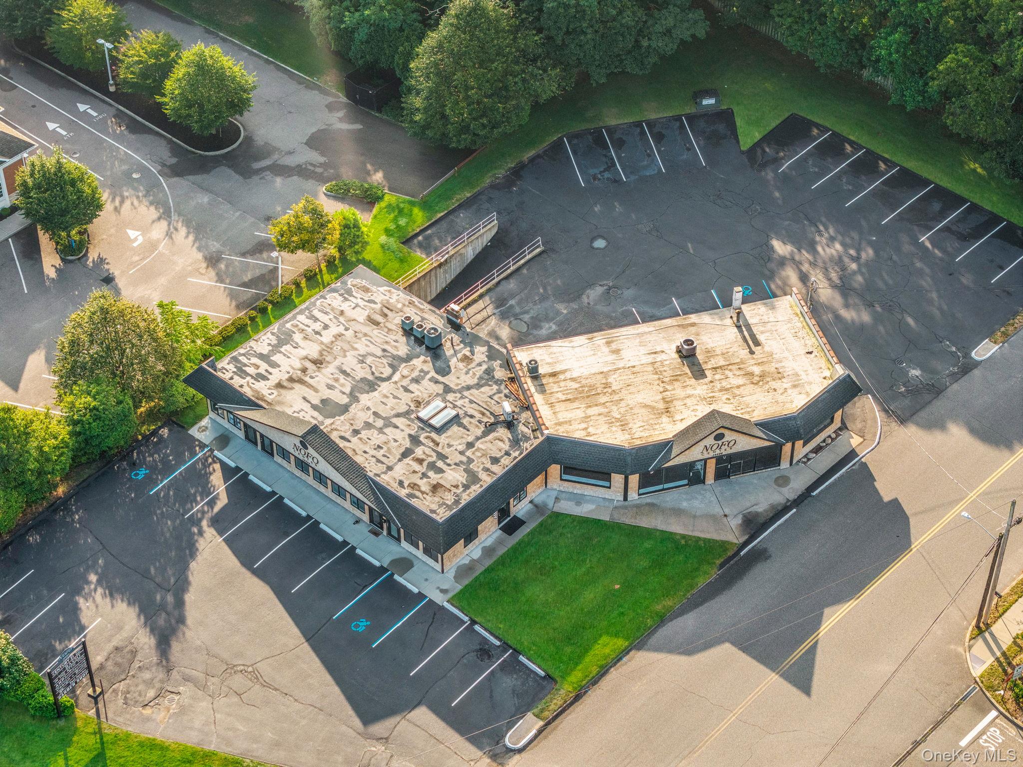 #11 photo, 75 Marlene Lane, サフォーク郡 Mattituck , NY 11952