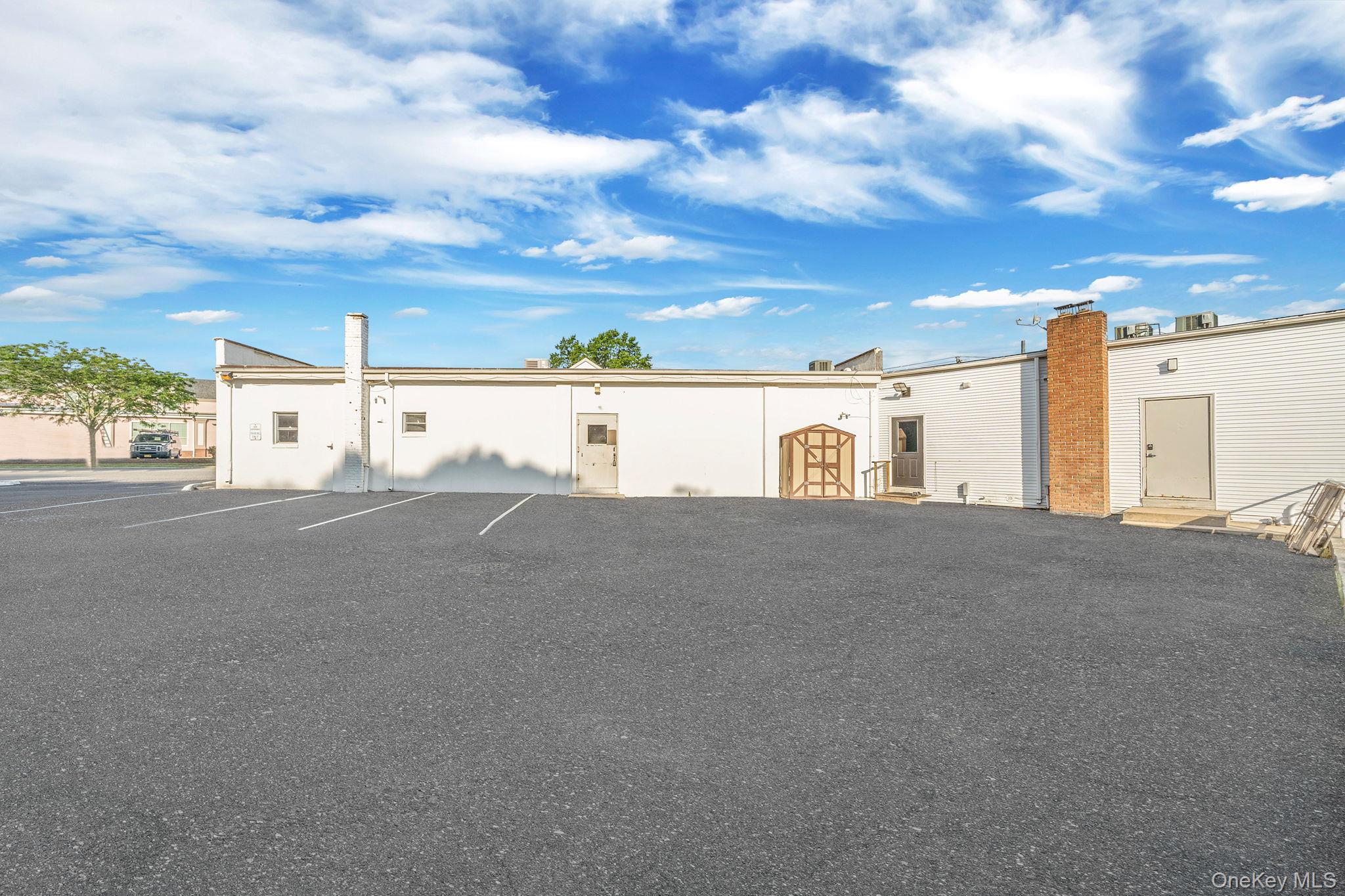 #9 photo, 75 Marlene Lane, サフォーク郡 Mattituck , NY 11952