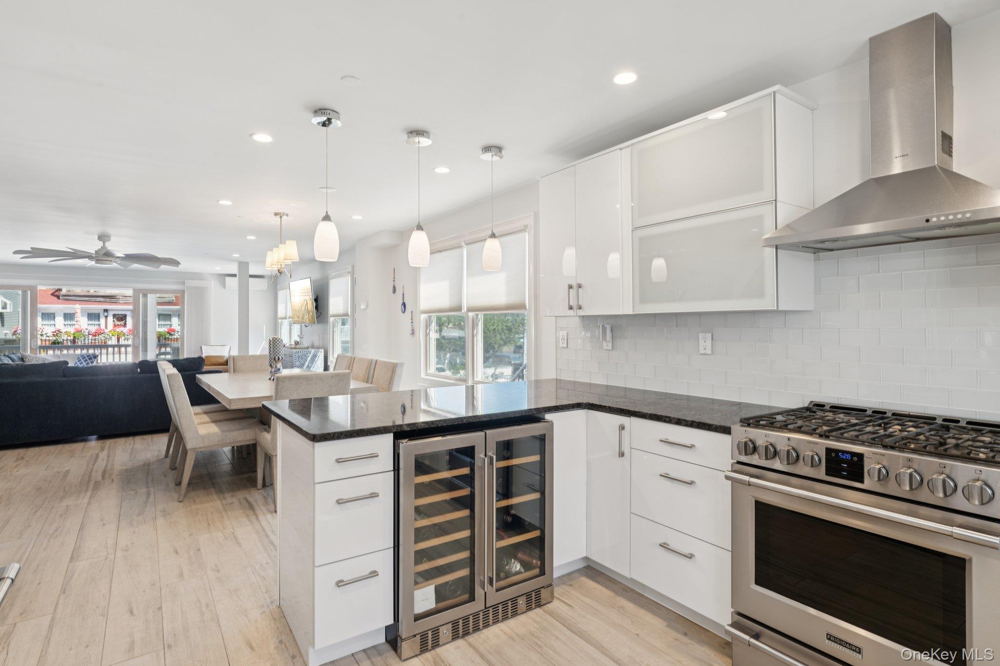 #9 photo, 59 Delaware Avenue, ナッソー郡 Long Beach , NY 11561