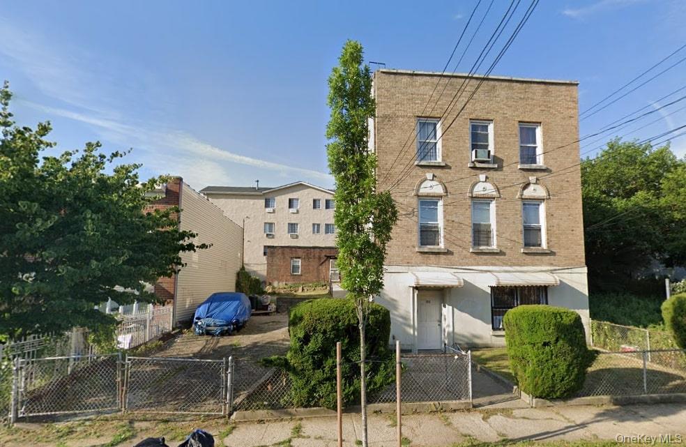 #1 photo, 780 Bartholdi Street, ブロンクス区 Bronx , NY 10467