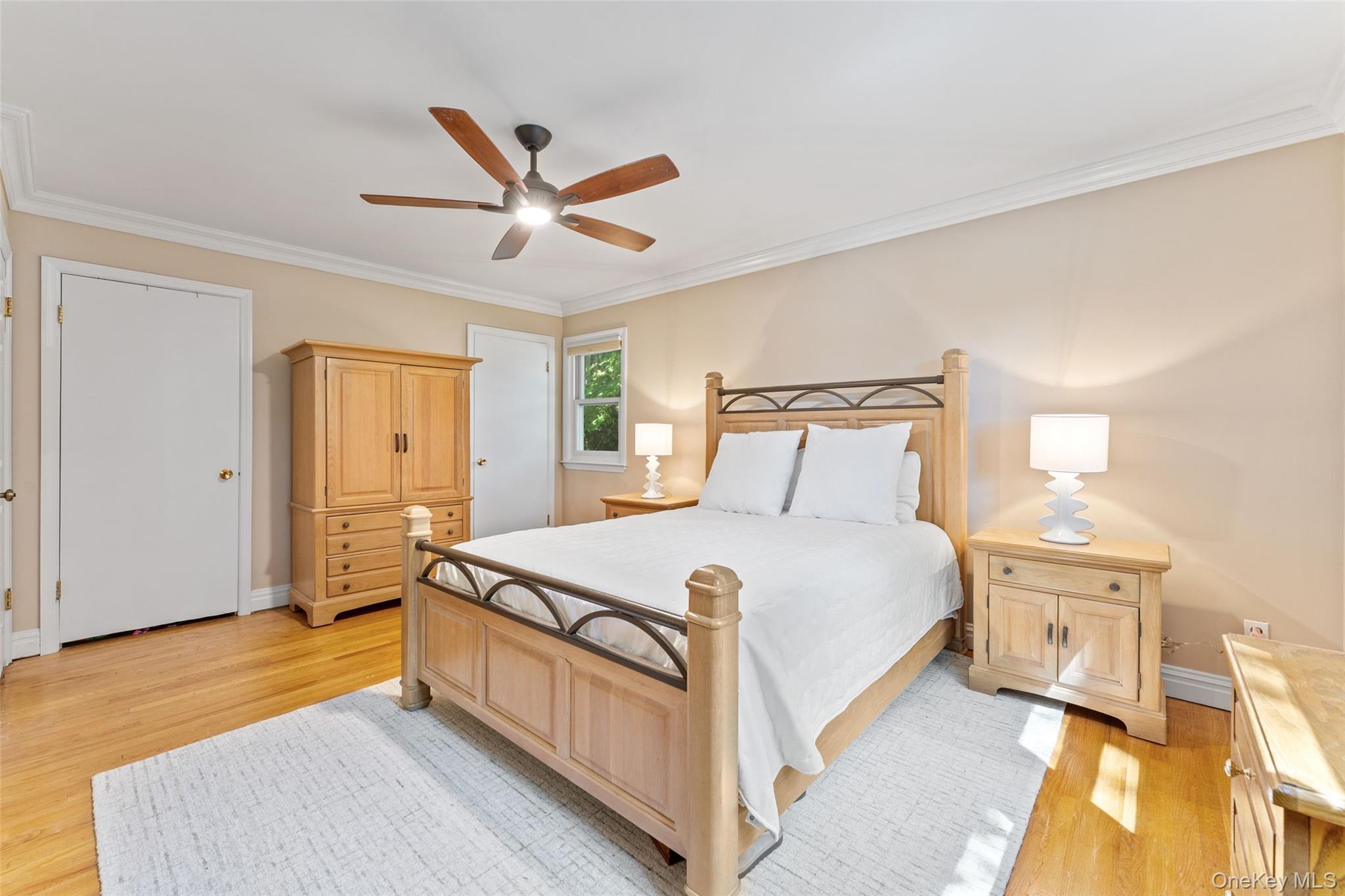 #14 photo, 114 Oxford Road, New Rochelle , NY 10804