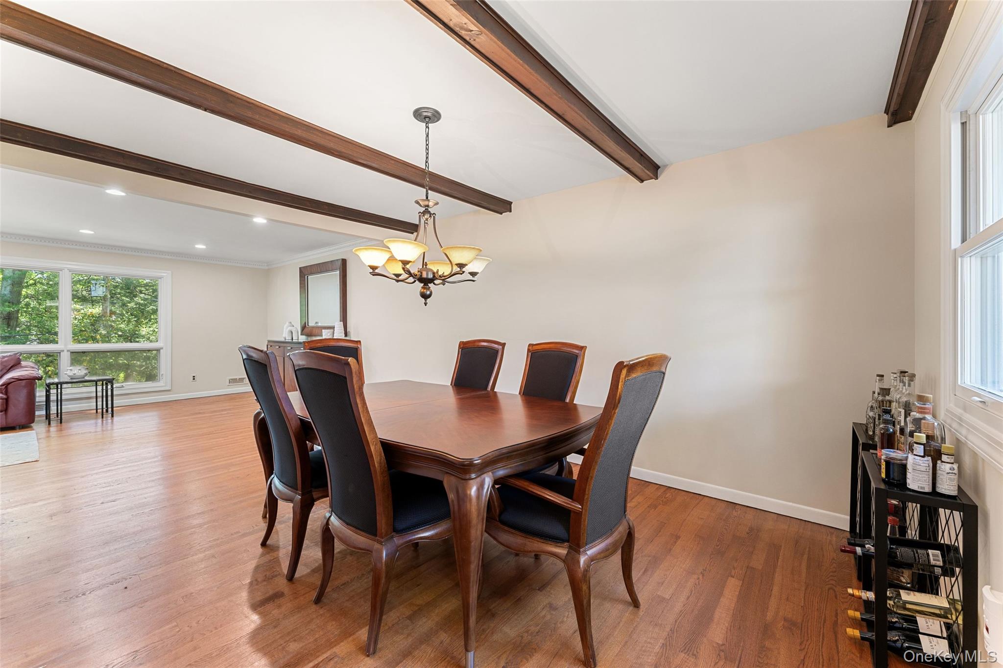 #6 photo, 114 Oxford Road, New Rochelle , NY 10804