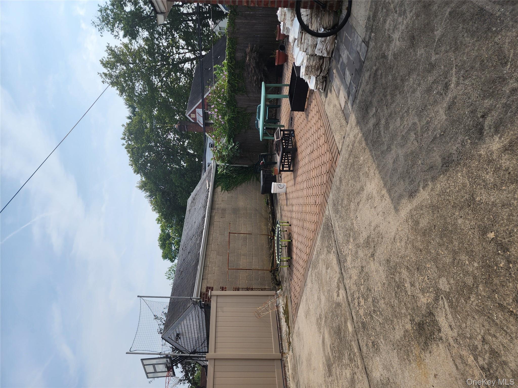 #18 photo, 8132 252nd Street, クイーンズ区 Bellerose , NY 11426