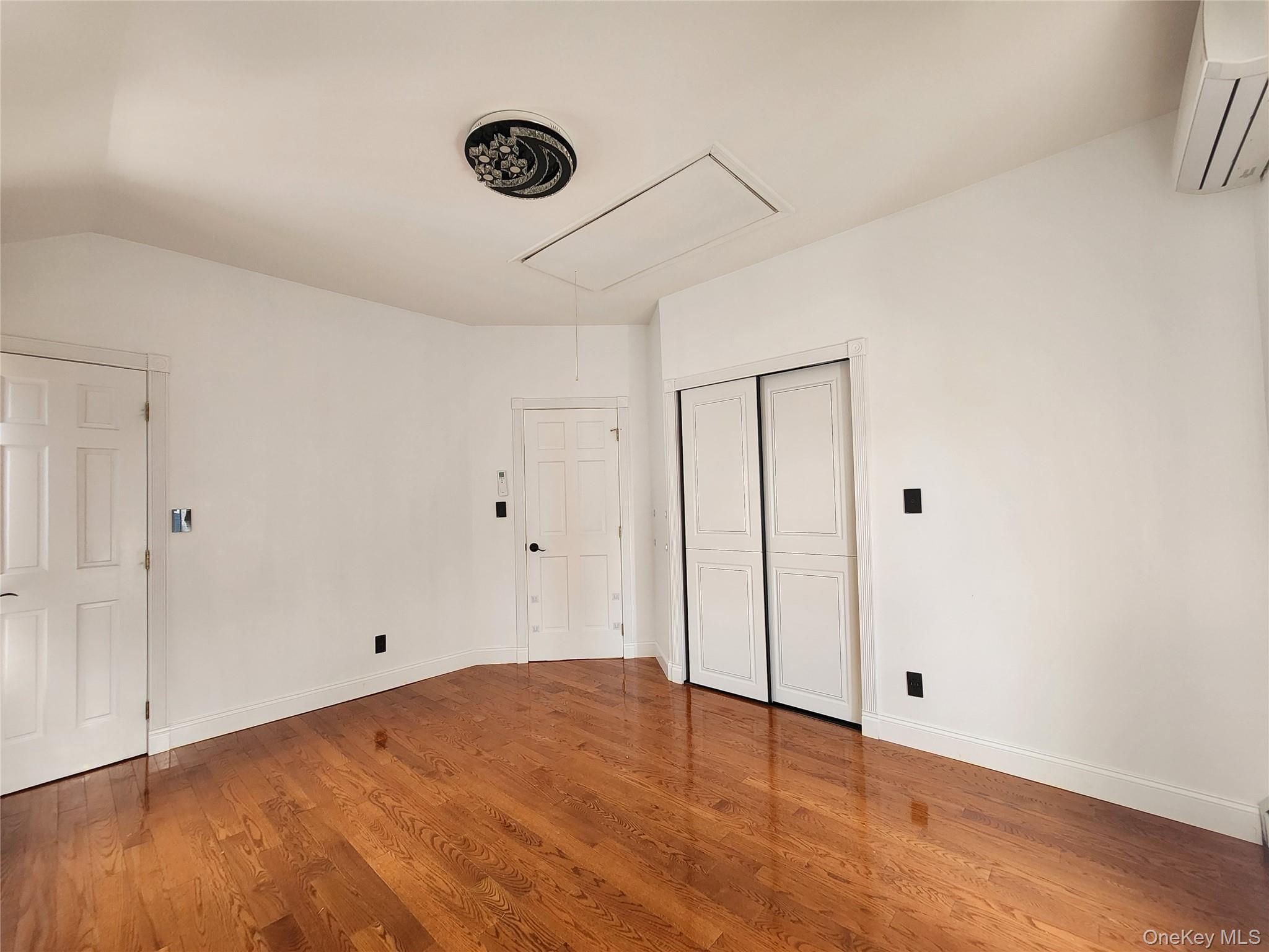 #5 photo, 8132 252nd Street, クイーンズ区 Bellerose , NY 11426