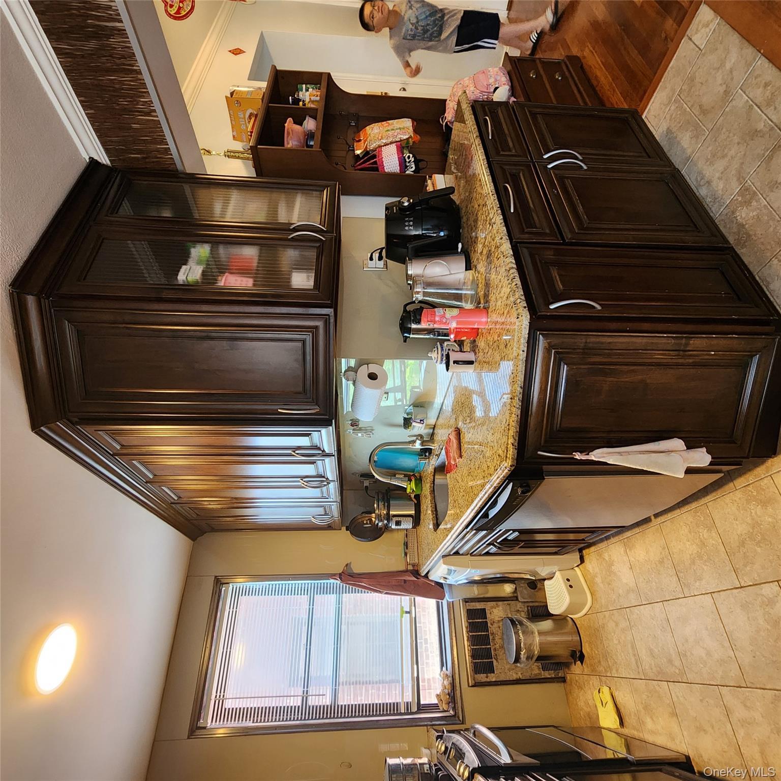 #10 photo, 150-25 72 Road, クイーンズ区 Kew Garden Hills , NY 11367