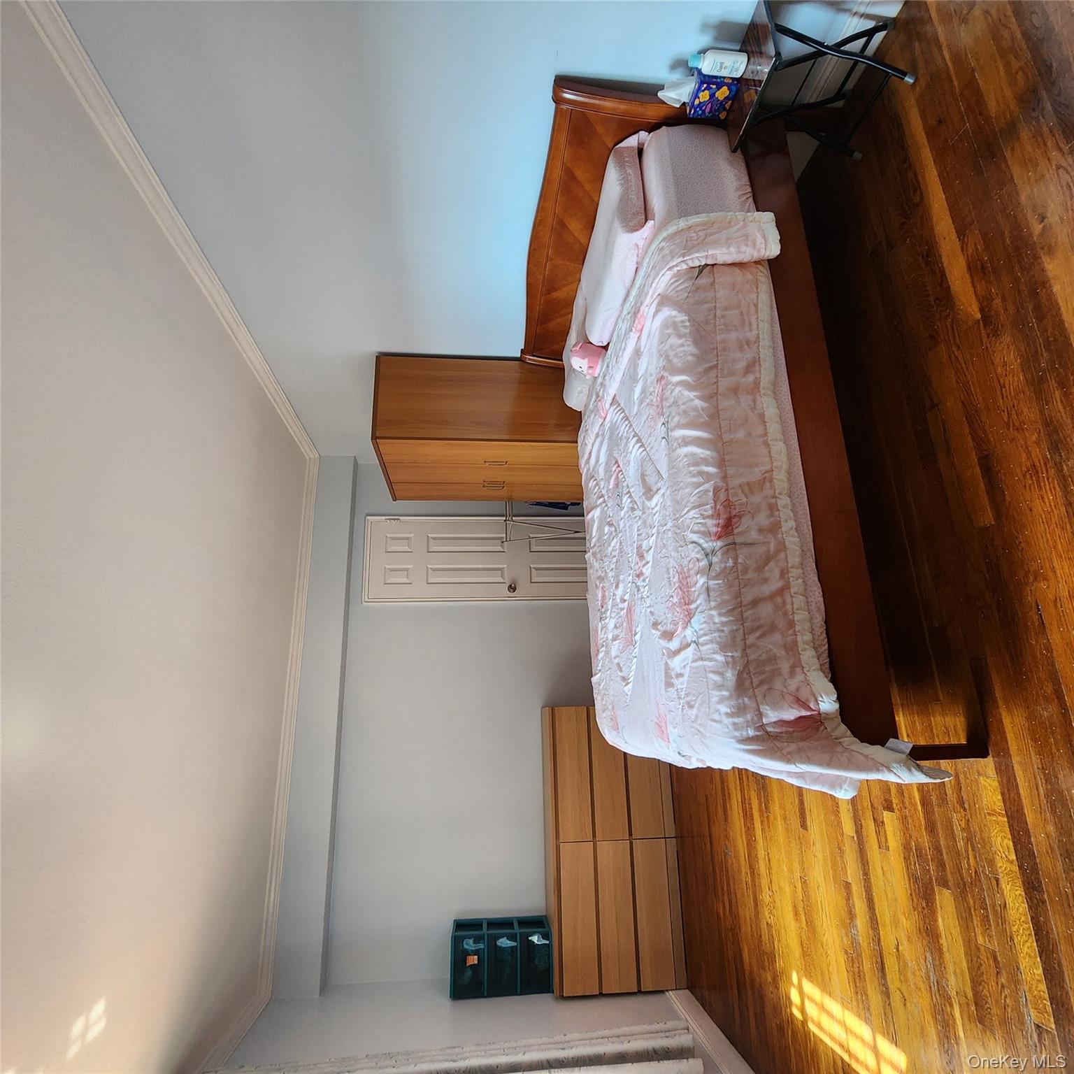 #14 photo, 150-25 72 Road, クイーンズ区 Kew Garden Hills , NY 11367