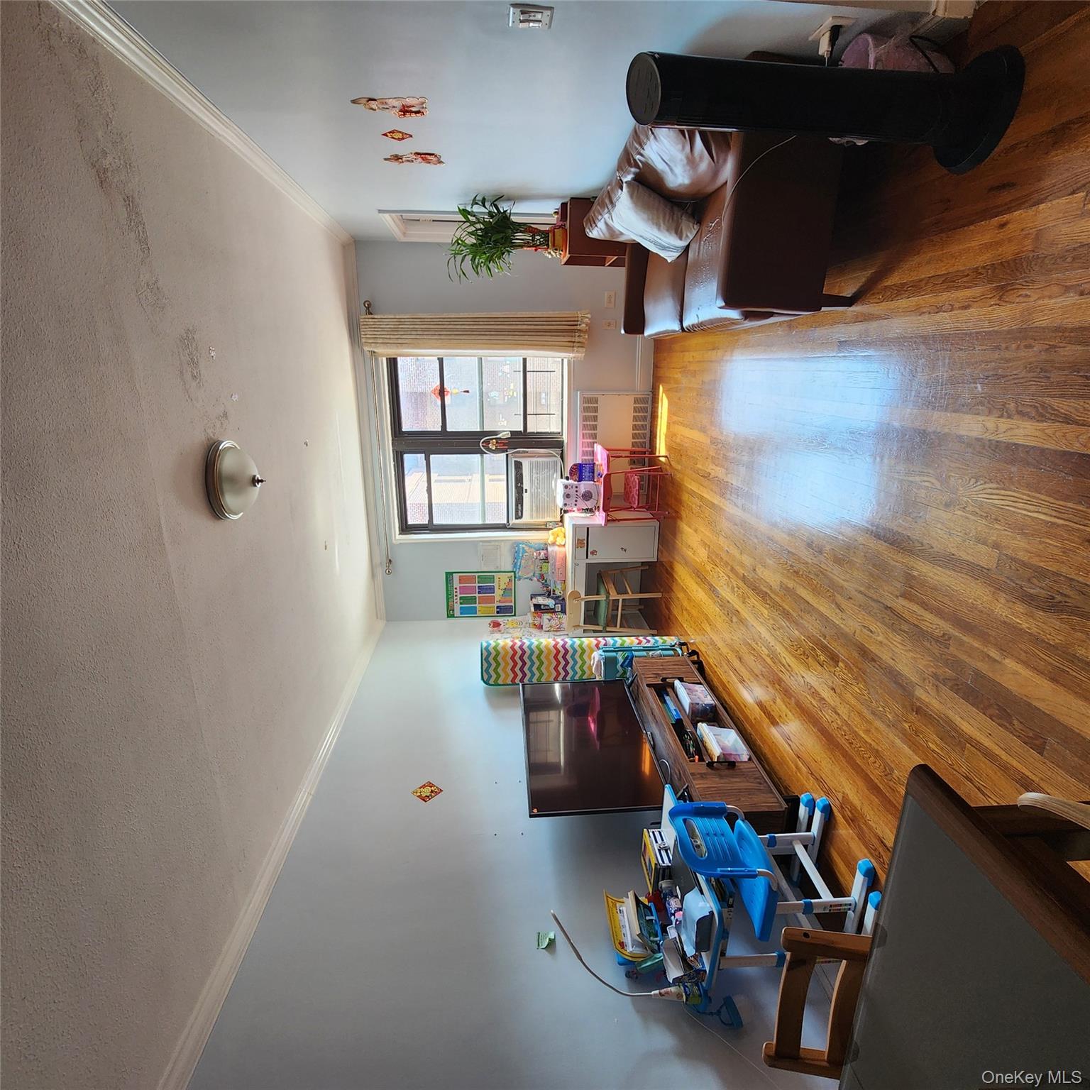 #9 photo, 150-25 72 Road, クイーンズ区 Kew Garden Hills , NY 11367