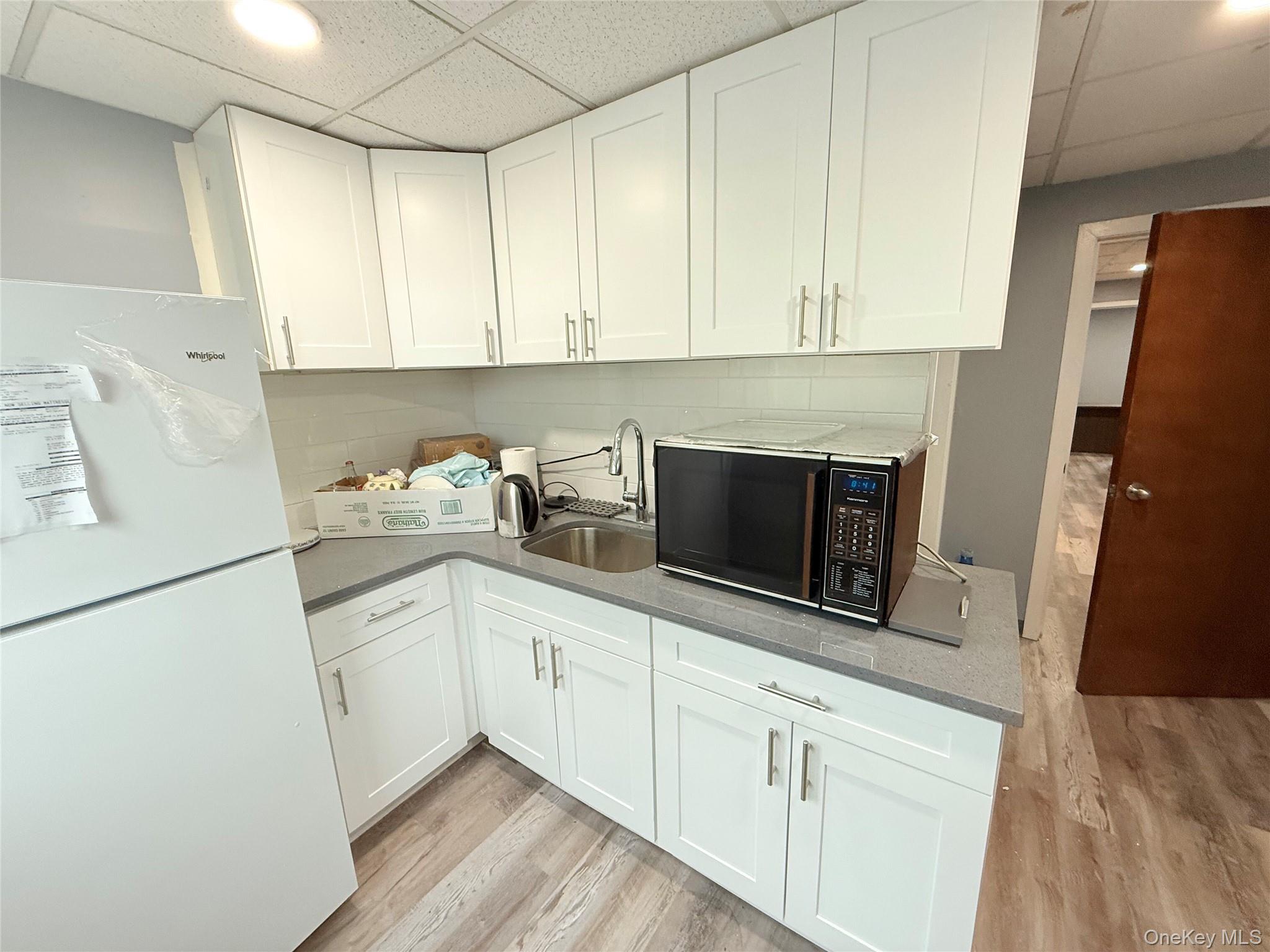 #16 photo, 80 E Old Country Road, ナッソー郡 Mineola , NY 11501