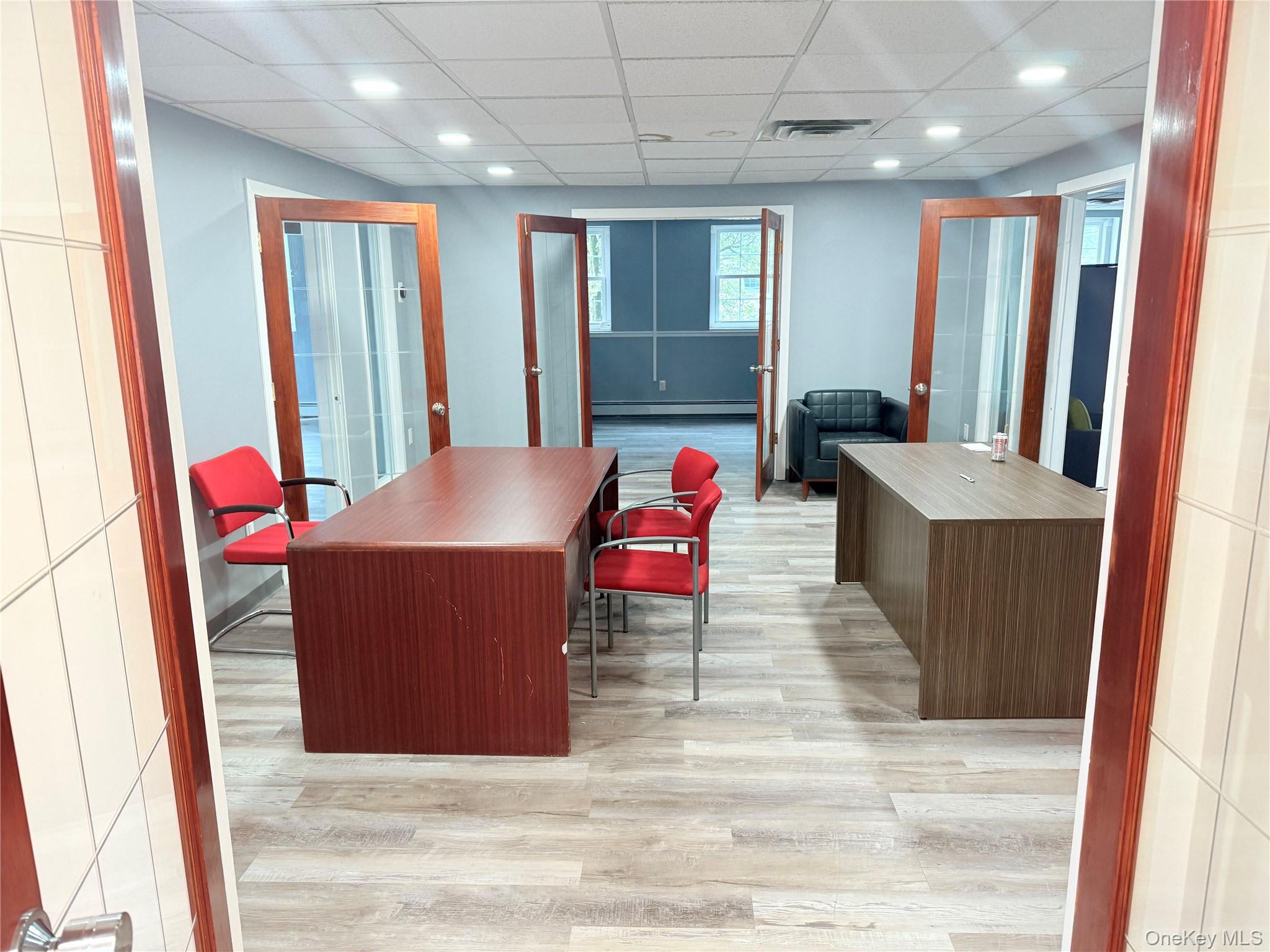 #7 photo, 80 E Old Country Road, ナッソー郡 Mineola , NY 11501