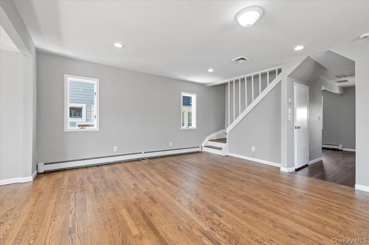 #10 photo, 10 Dart Street, ナッソー郡 East Rockaway , NY 11518