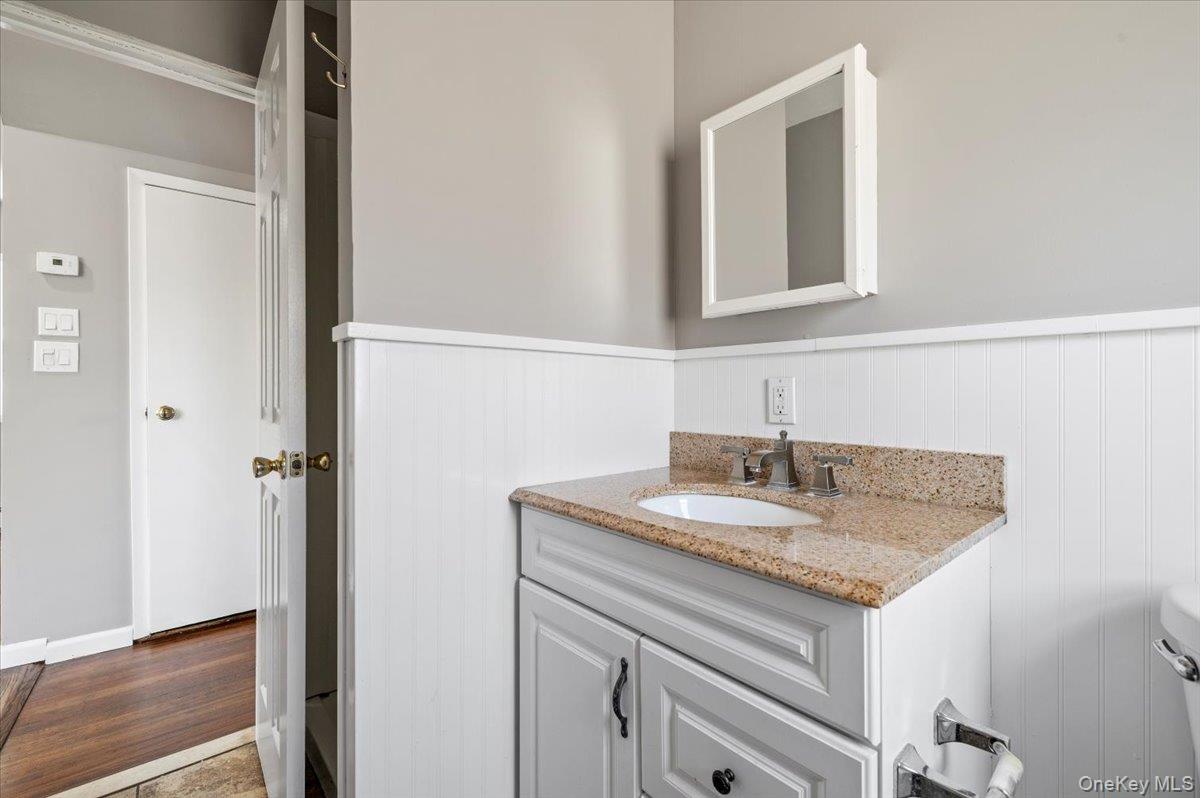 #15 photo, 10 Dart Street, ナッソー郡 East Rockaway , NY 11518