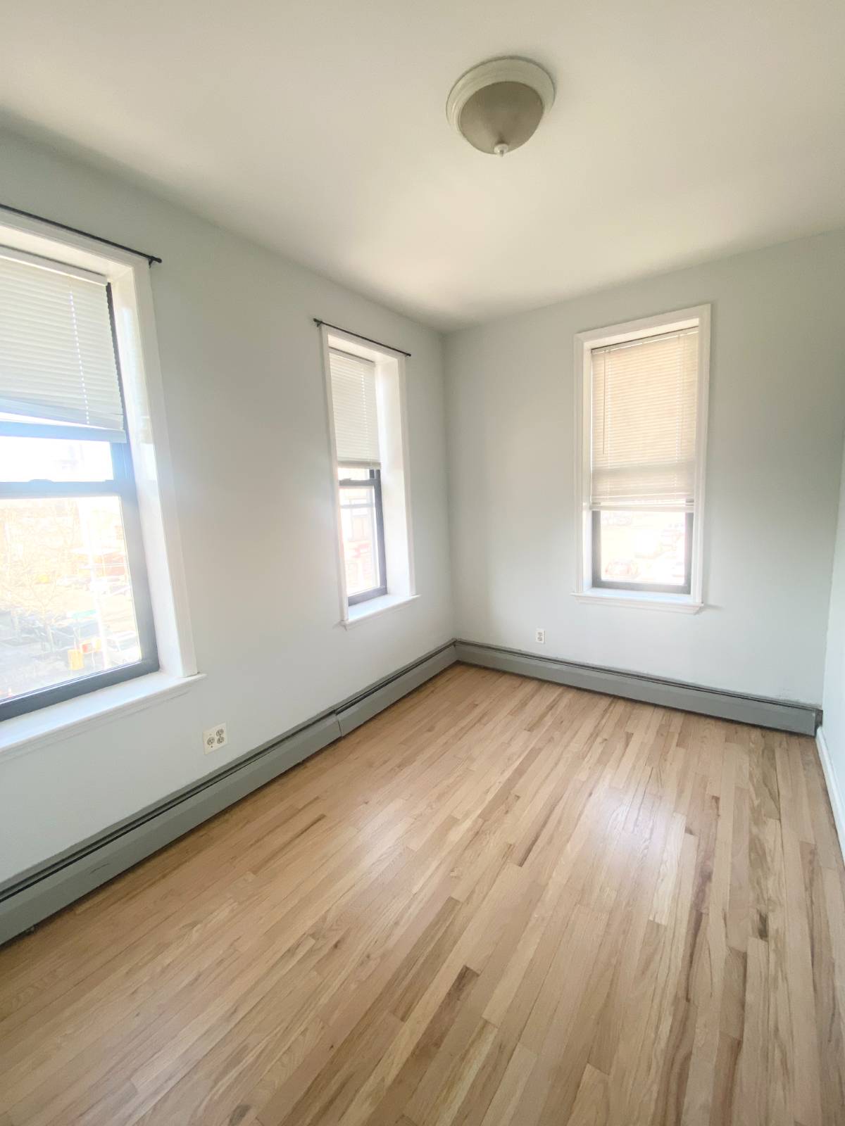 #7 photo, 36th Ave & Steinway, クイーンズ区 Queens , NY 11101