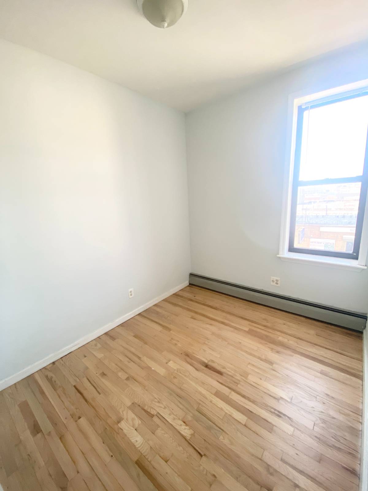 #9 photo, 36th Ave & Steinway, クイーンズ区 Queens , NY 11101