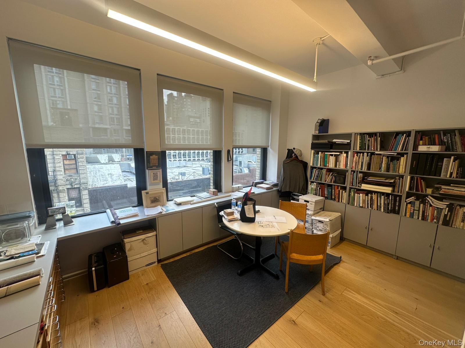 #3 photo, New York (Manhattan), マンハッタン New York (Manhattan) , NY 10001