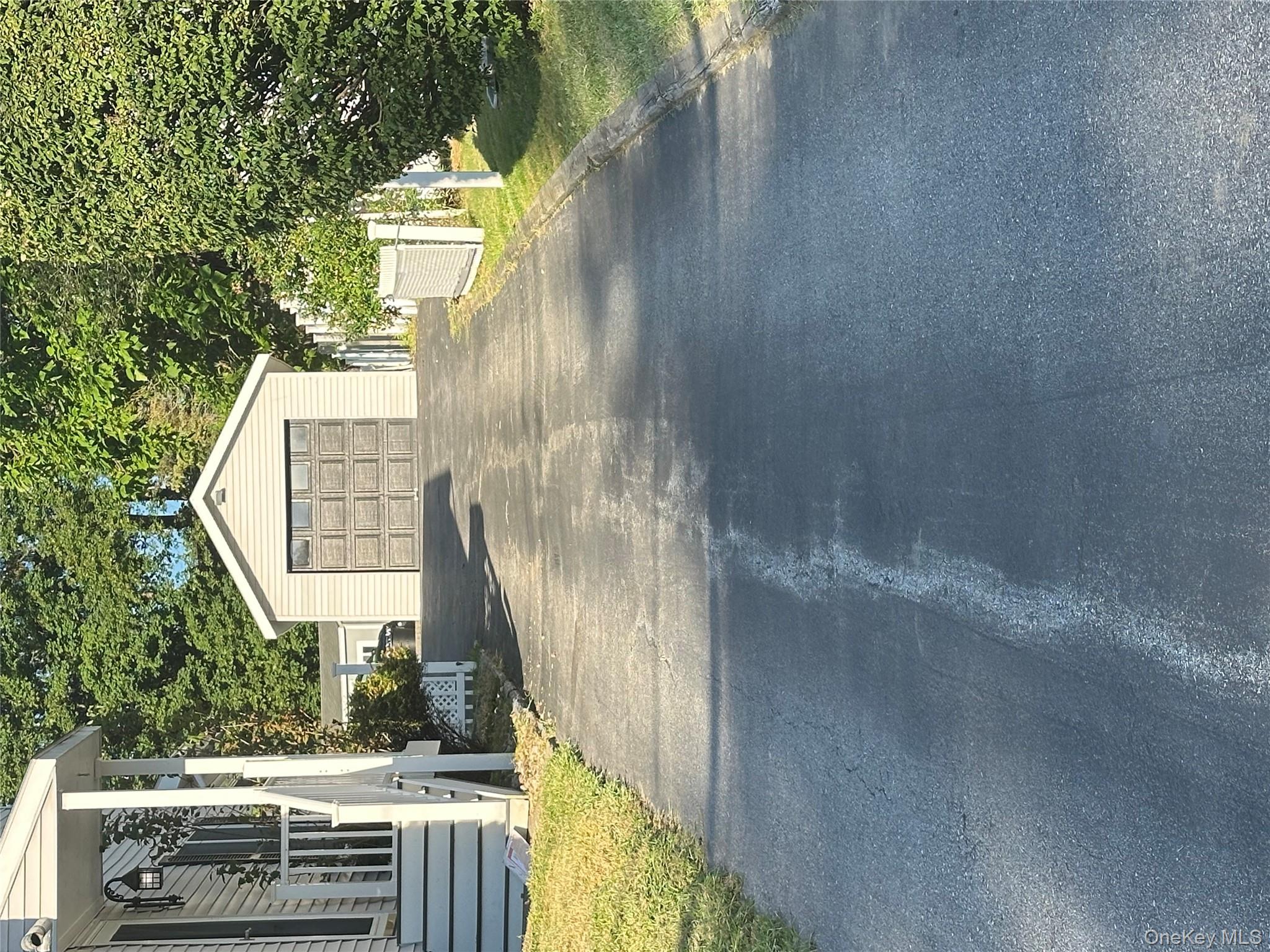 #2 photo, 18 Peckham Road, Poughkeepsie , NY 12603