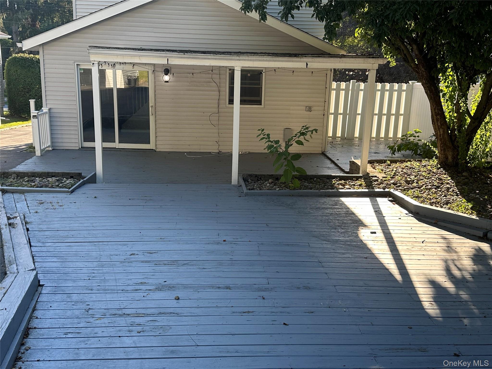 #8 photo, 18 Peckham Road, Poughkeepsie , NY 12603