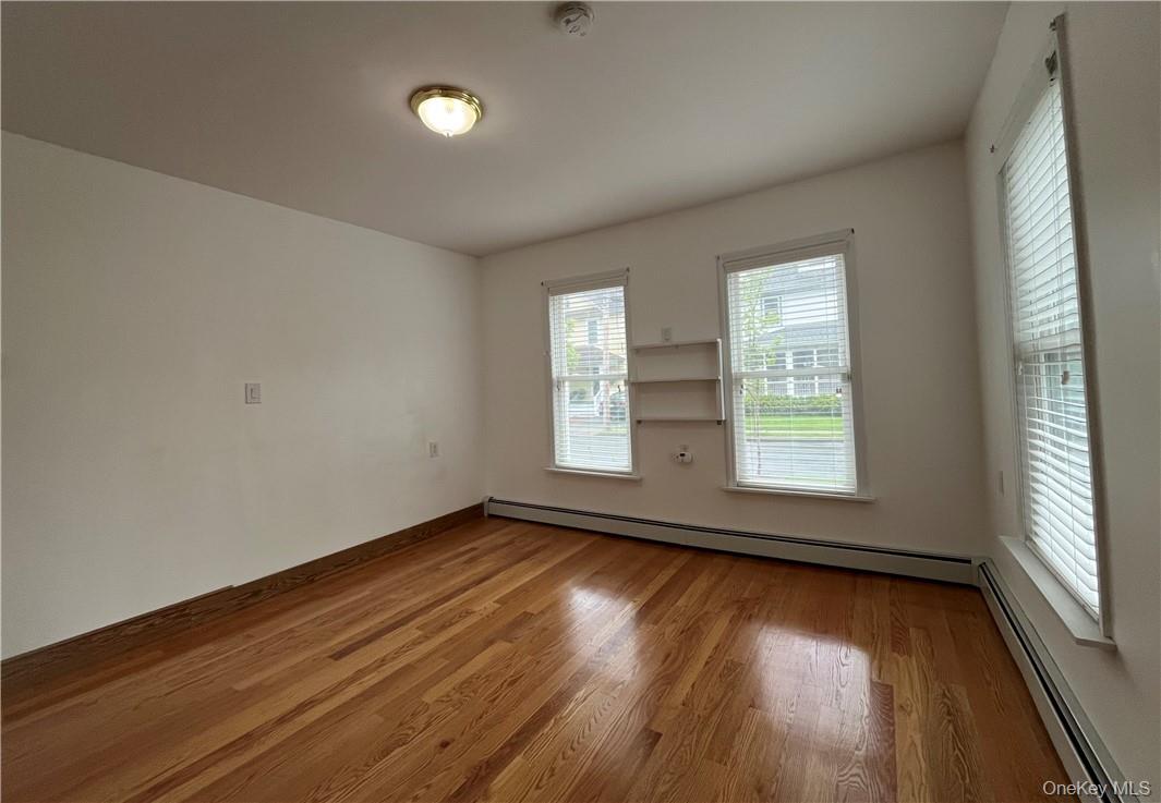 #12 photo, 6 Cottage Street, Warwick , NY 10990