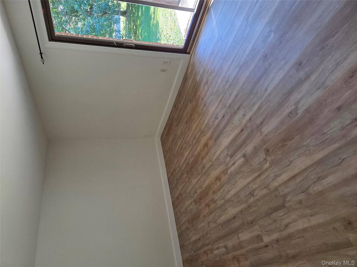 #11 photo, 44 Bailey, サフォーク郡 Middle Island , NY 11953