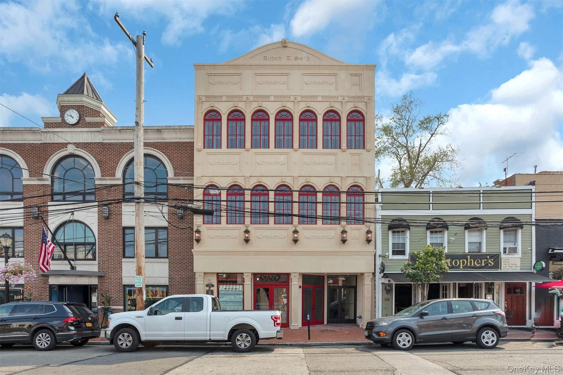 #1 photo, 10 Wall Street, サフォーク郡 Huntington , NY 11743