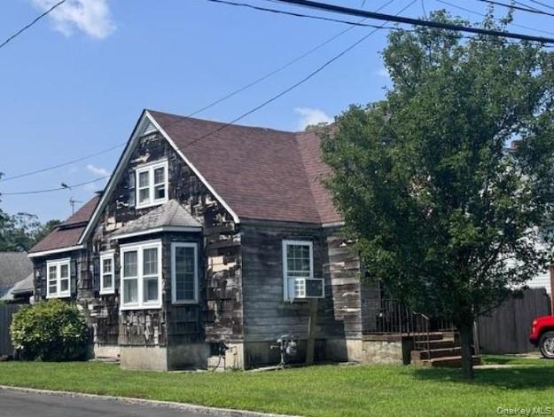 #2 photo, 60 Center Avenue, サフォーク郡 Bay Shore , NY 11706