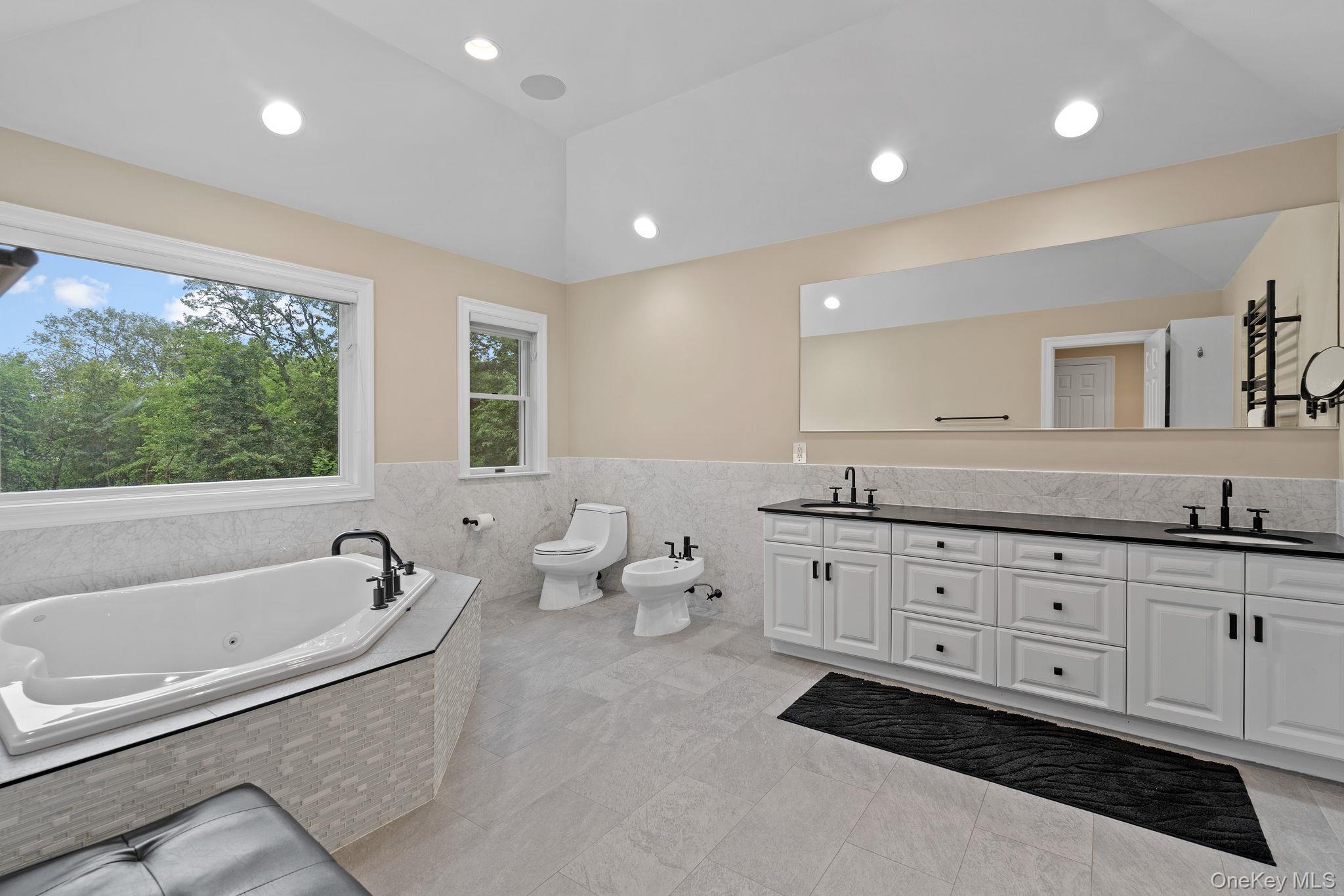 #17 photo, 20 Stonewall Circle, West Harrison , NY 10604