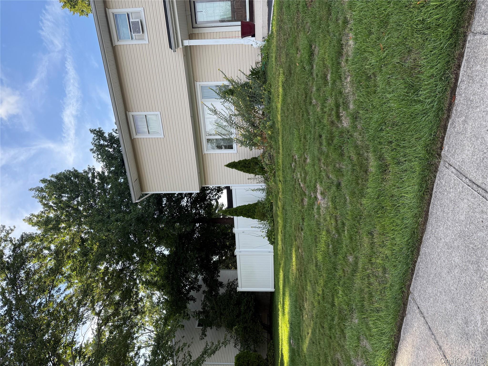 #2 photo, 45 Rush Street, सफ़ोक काउंटी Port Jefferson Station , NY 11776