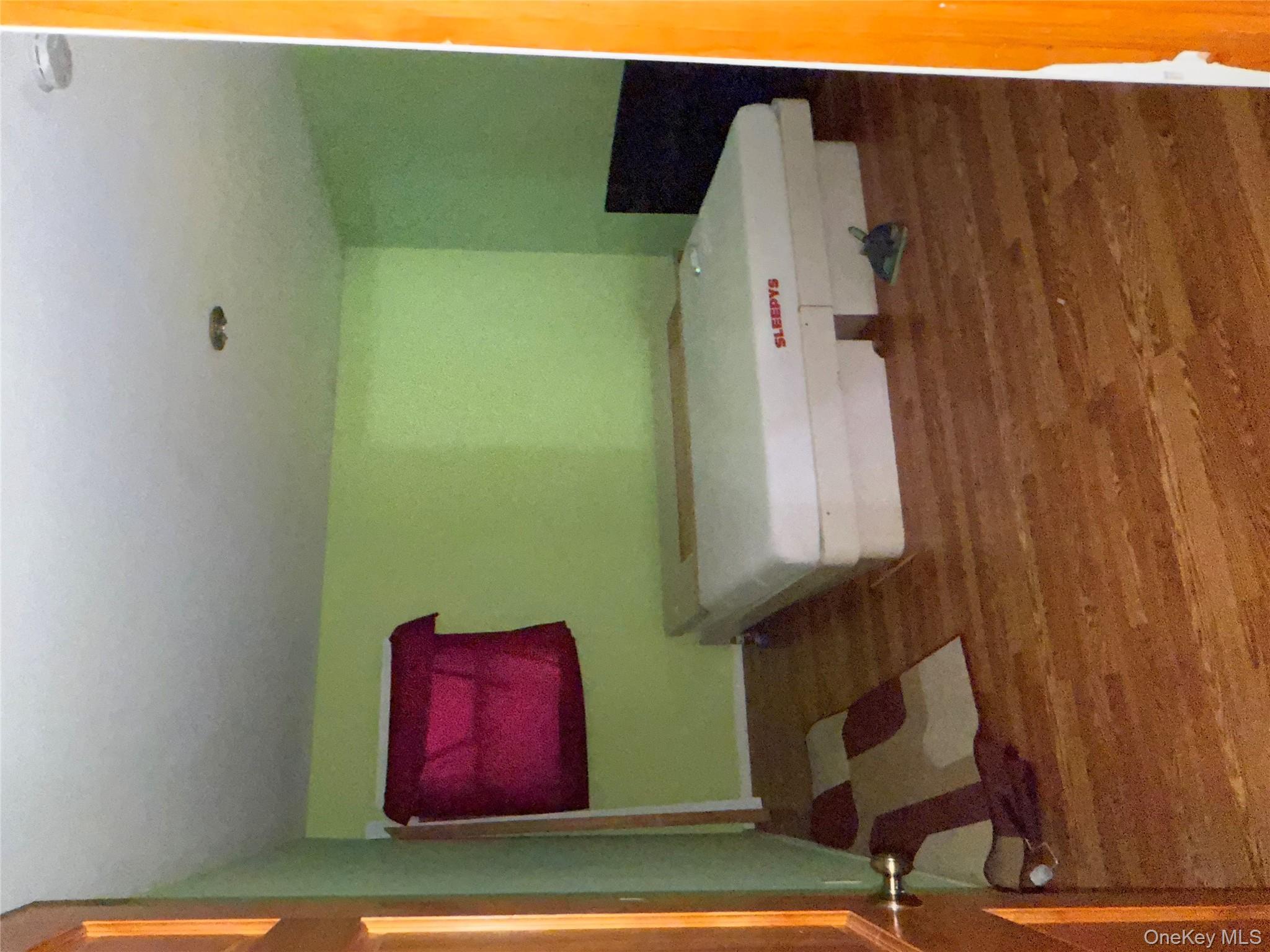 #7 photo, 45 Rush Street, सफ़ोक काउंटी Port Jefferson Station , NY 11776