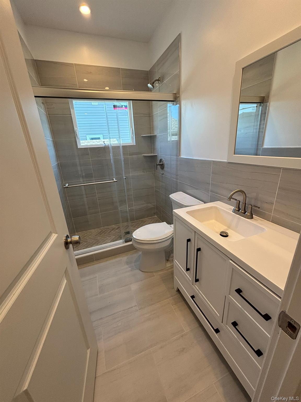 #8 photo, 3 Garfield Place, サフォーク郡 Lindenhurst , NY 11757