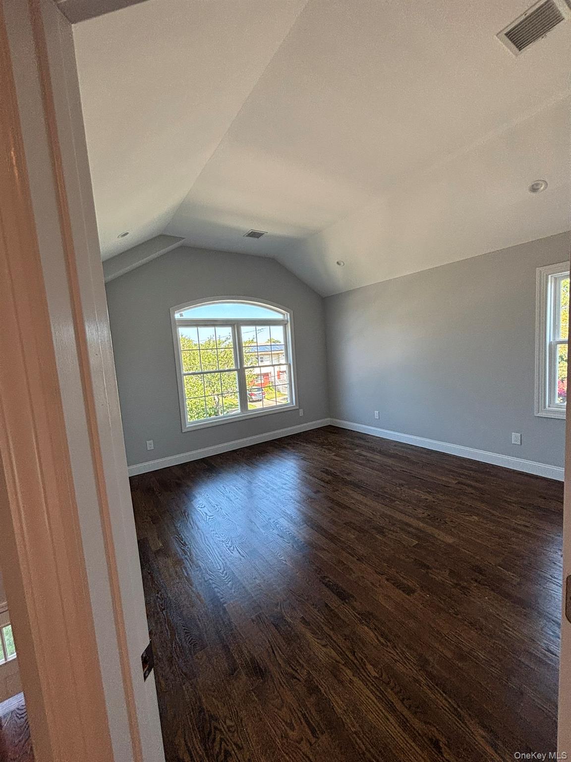 #9 photo, 3 Garfield Place, サフォーク郡 Lindenhurst , NY 11757