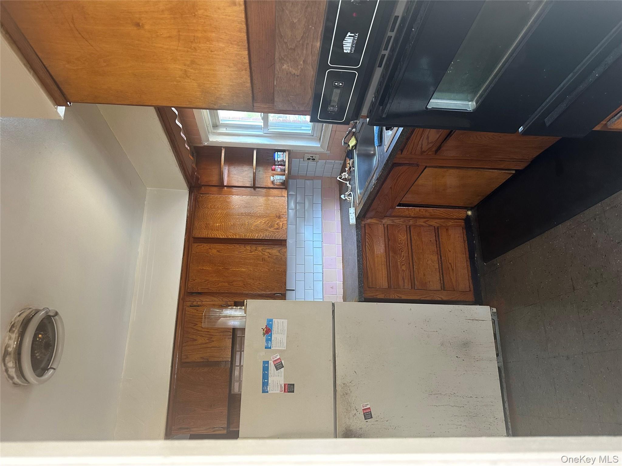 #9 photo, 11702 227th Street, クイーンズ区 Cambria Heights , NY 11411