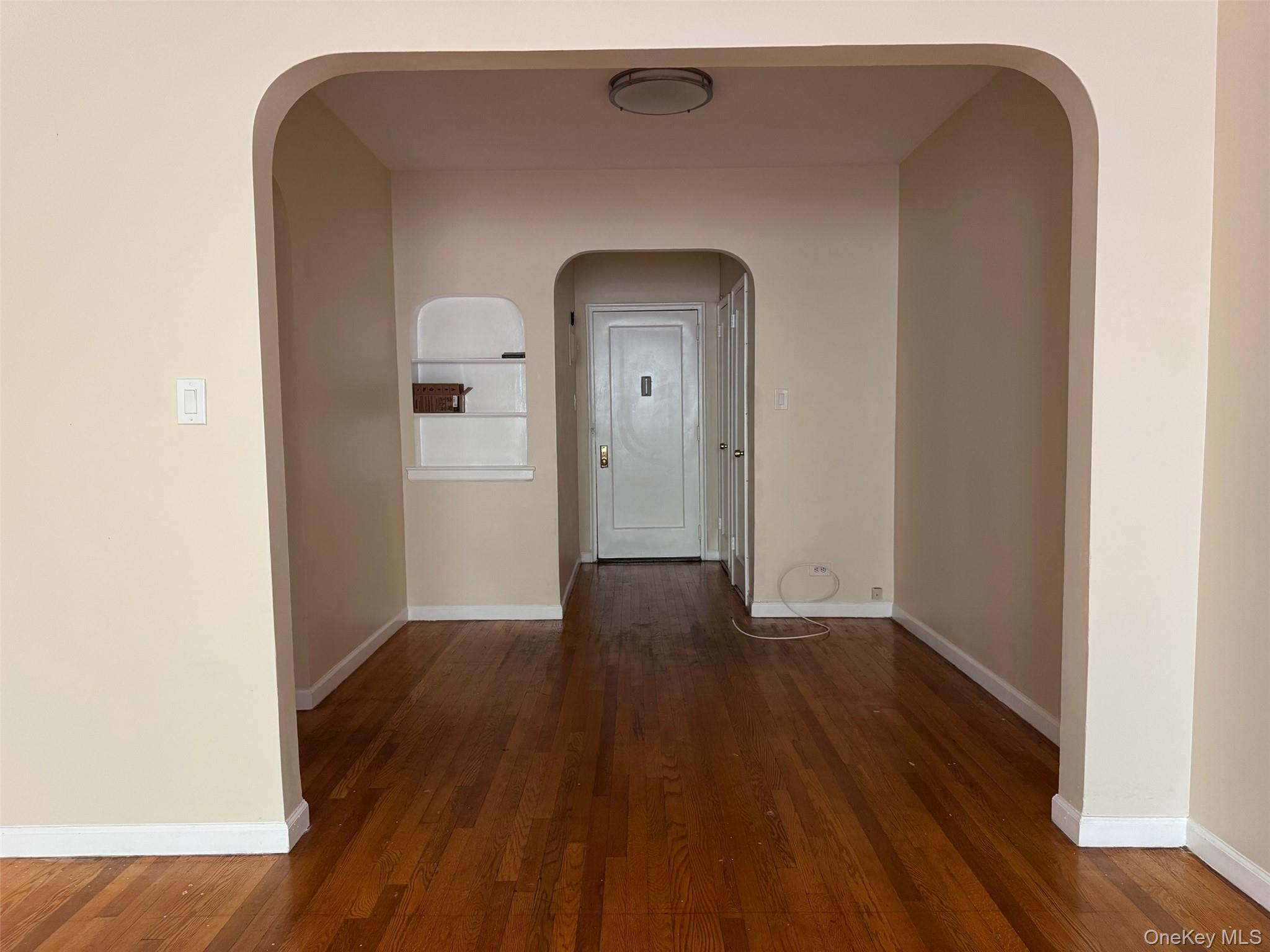 #3 photo, 6360 102nd Street, クイーンズ区 Rego Park , NY 11374