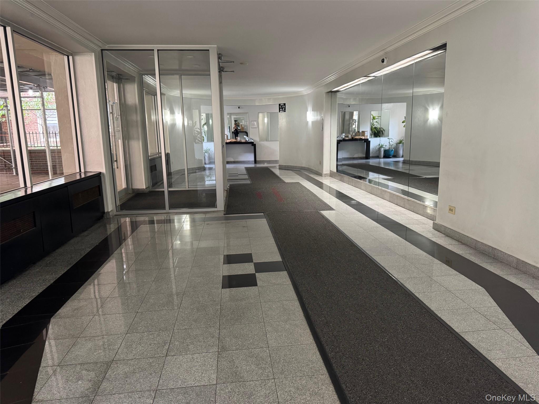 #7 photo, 6360 102nd Street, クイーンズ区 Rego Park , NY 11374