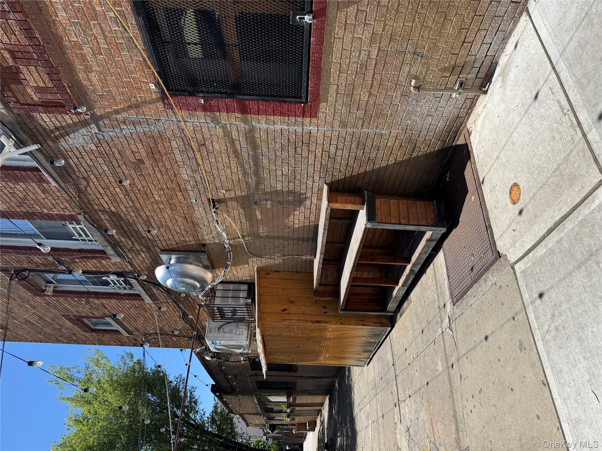 #2 photo, 10-20 Cypress Ave, クイーンズ区 Ridgewood , NY 11385