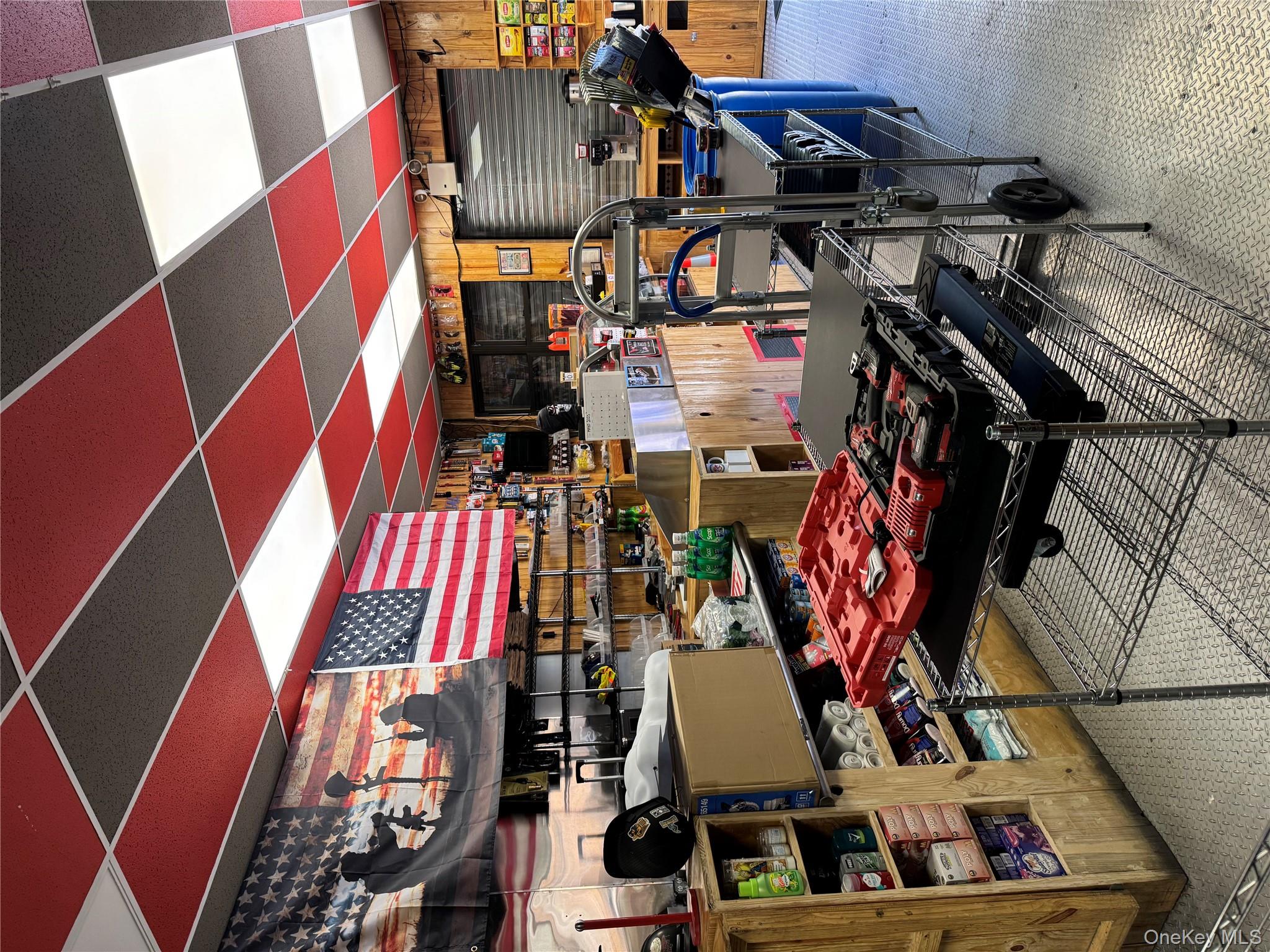 #6 photo, 10-20 Cypress Ave, クイーンズ区 Ridgewood , NY 11385