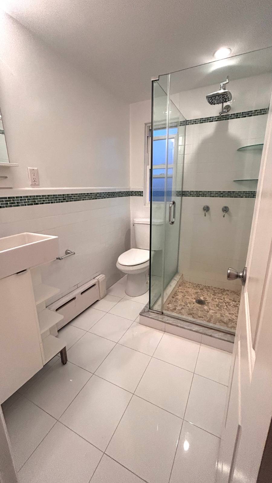 #19 photo, 6 Cail Drive, East Rockaway , NY 11518