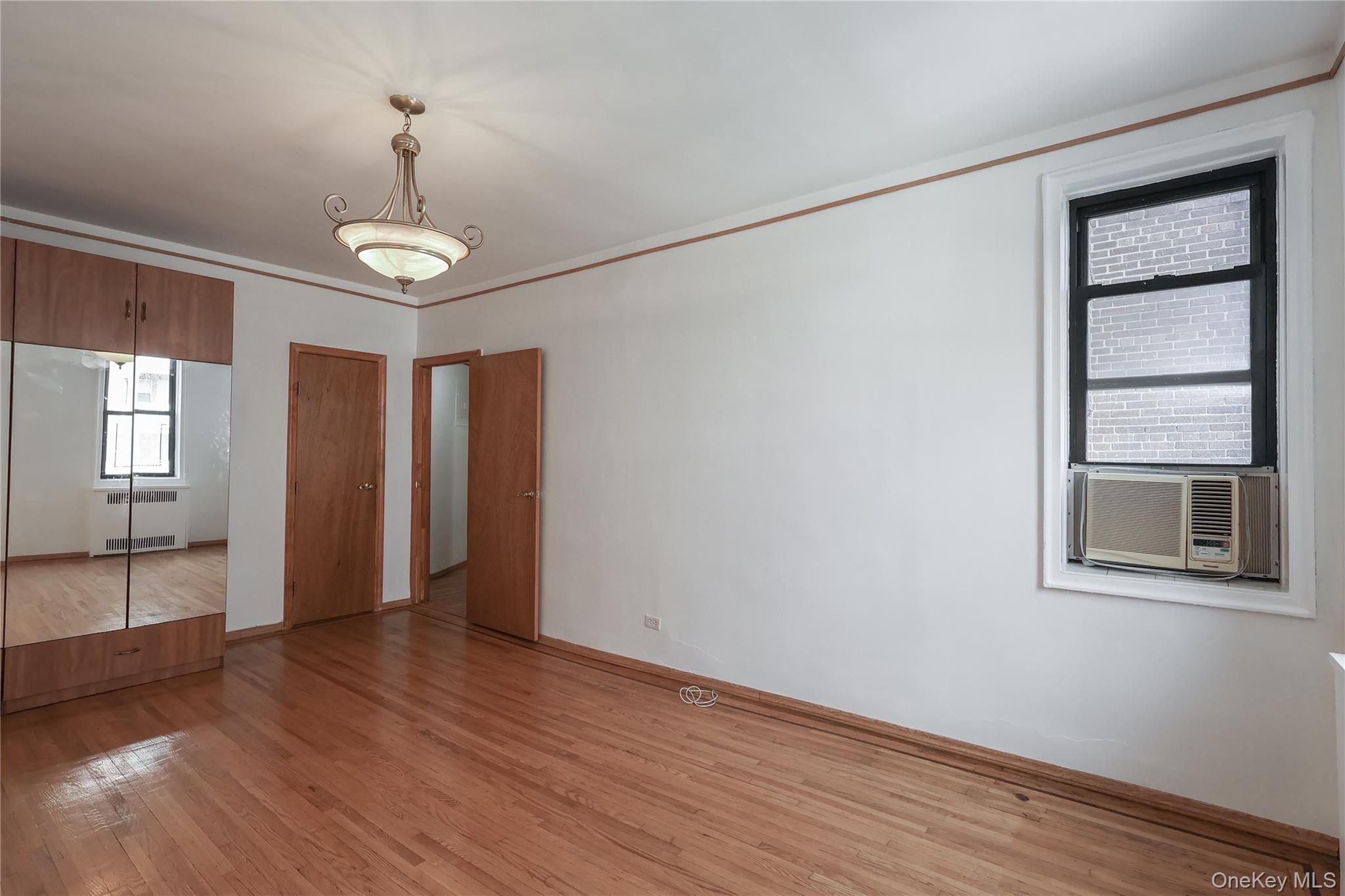 #15 photo, 3250 Coney Island Ave., ブルックリン区 Brooklyn , NY 11235