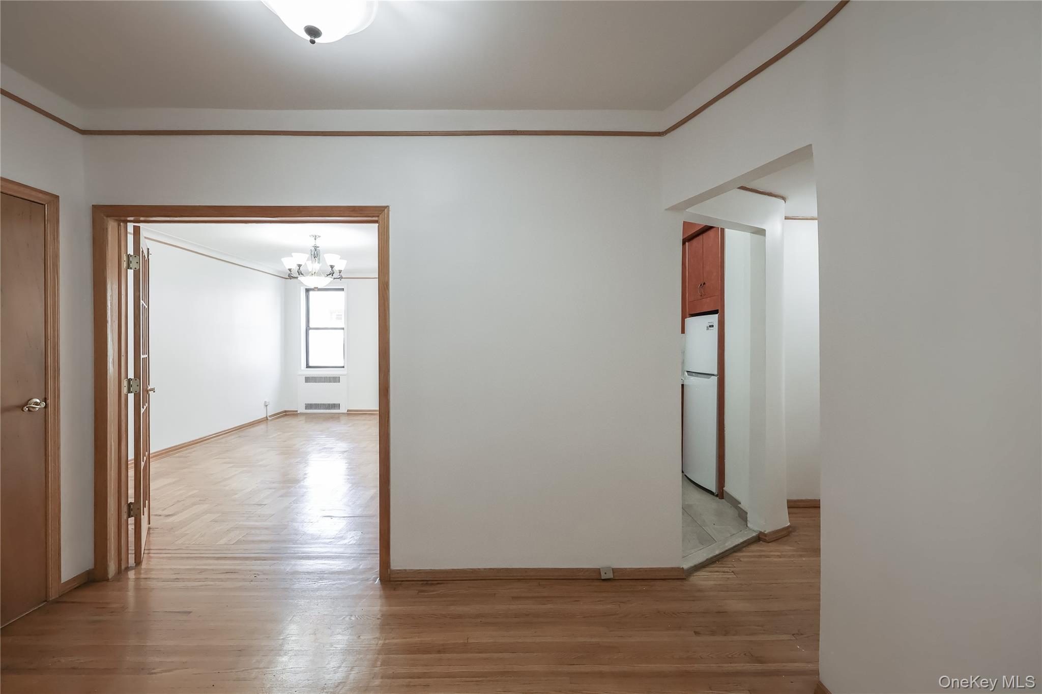 #3 photo, 3250 Coney Island Ave., ブルックリン区 Brooklyn , NY 11235