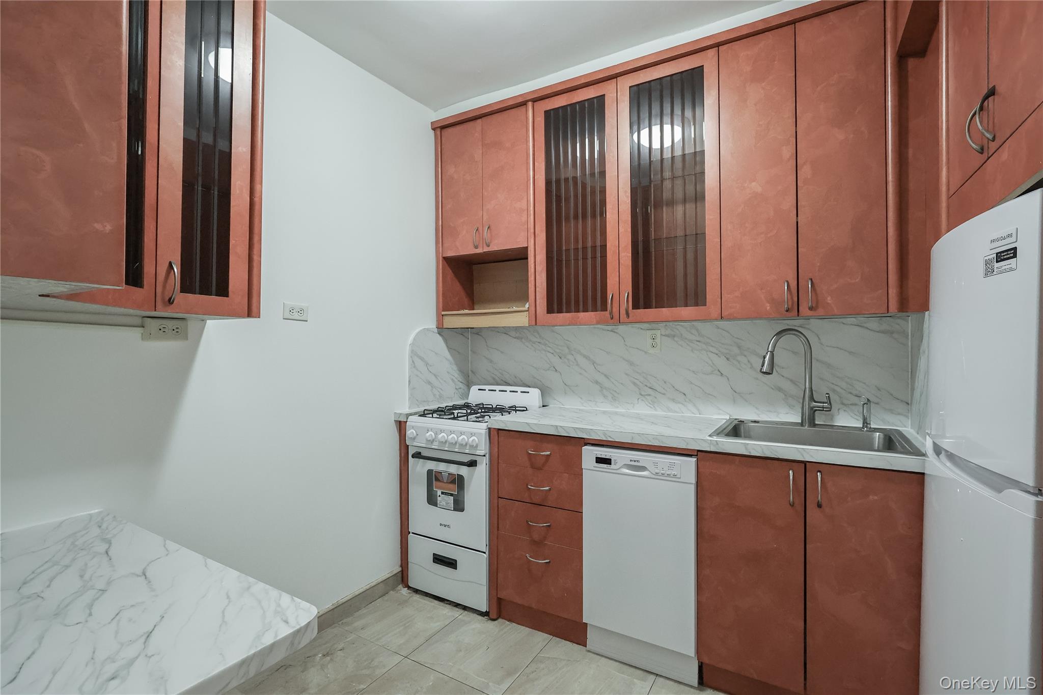 #7 photo, 3250 Coney Island Ave., ブルックリン区 Brooklyn , NY 11235